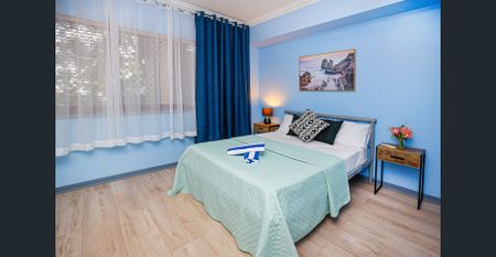 Convenient beachside lifestyle - Photo 3