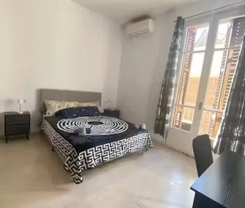 Travessera de Dalt, Barcelona, Catalonia 08024 - Photo 6