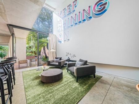 5 bedroom semi-detached house to rent - Photo 3