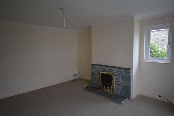 2 bedroom semi-detached house to rent - Photo 1