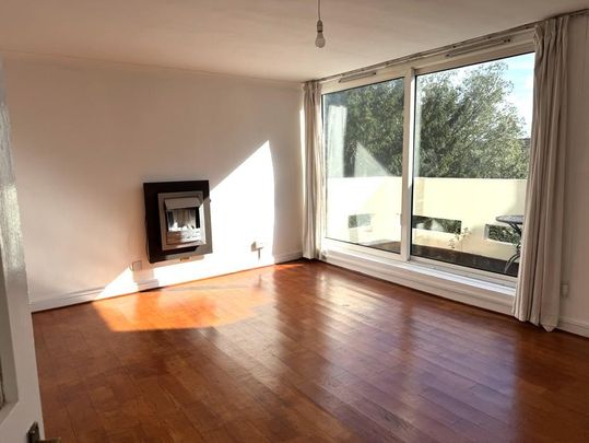 3 bedroom ground floor maisonette to rent - Photo 1