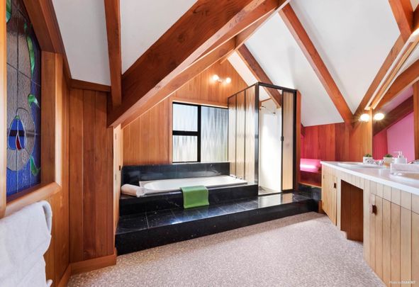 Property Management310 Glengarry Road, Glen Eden - House for Rent - Photo 1