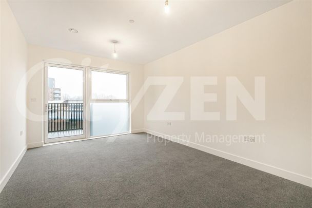 17 Pavana Square, London - Photo 1