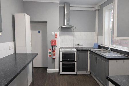 5 bedroom house share to rent - Photo 4
