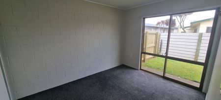 6/14 Pretoria Street, Victoria - Photo 2