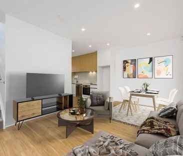 Modern 3 Bedroom Townhouse in Flat Bush - Photo 6