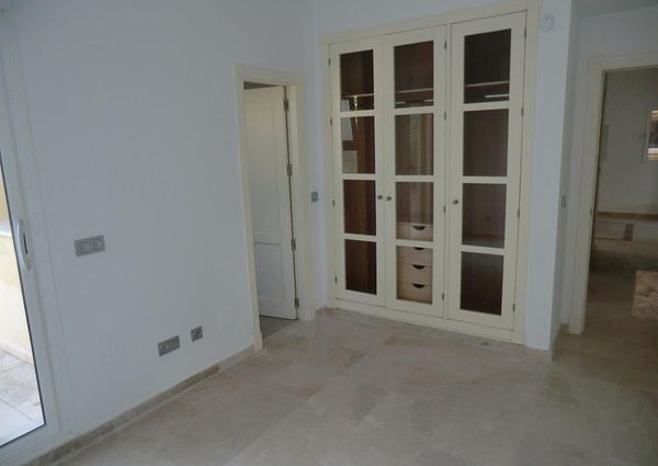 Apartment with beautiful views - Unfurnished