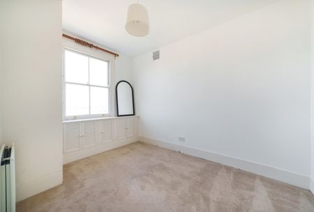 Clapham Common North Side, Flat 6, London, SW4 - Photo 2