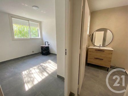 Location Appartement 2 pièces 49m² MONTPELLIER 34080 - Photo 3