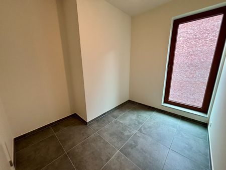 Project - Appartement te huur - Photo 2