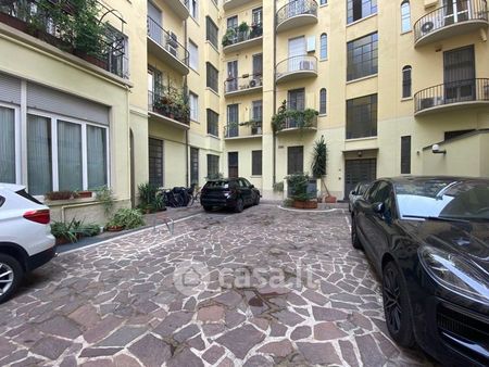 Trilocale in Affitto in Via Francesco Sforza 14 a Milano - Foto 3