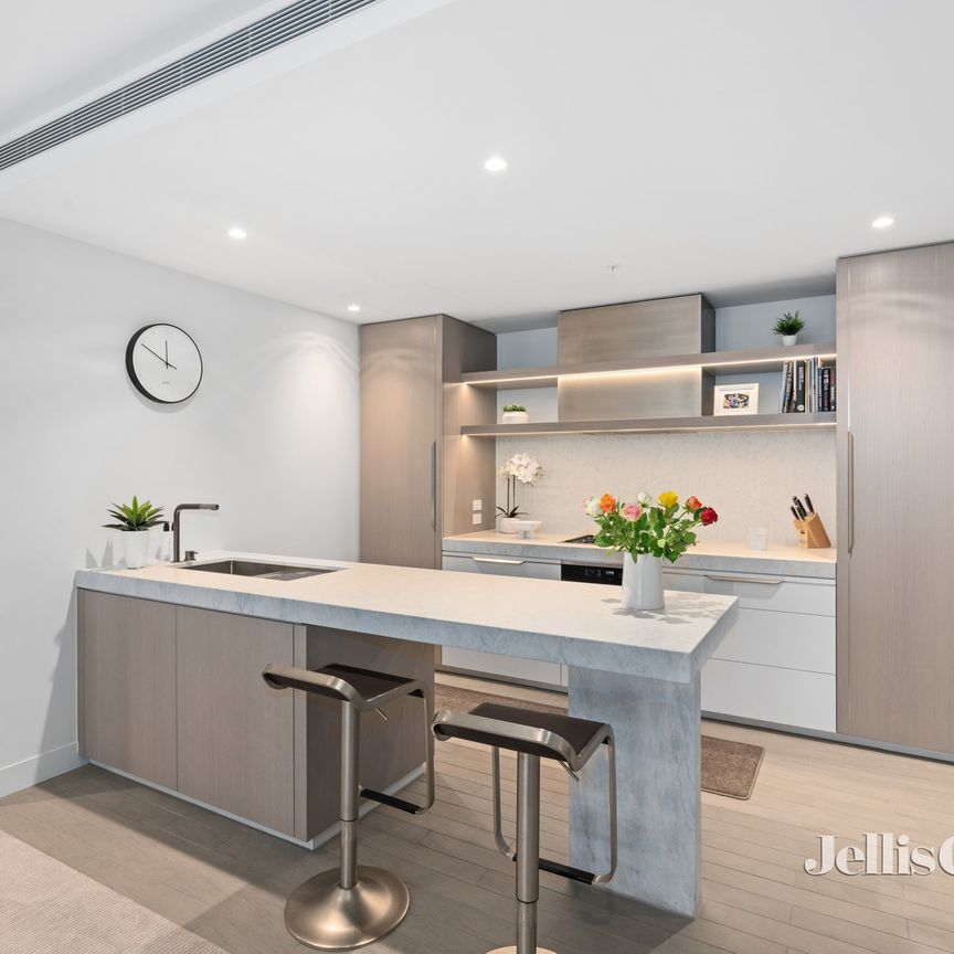 323/280 Albert Street, East Melbourne - Photo 1