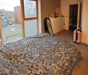 2 bedroom apartment to rent - Photo 5