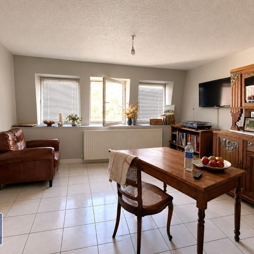 Location Appartement 3 pièces 54m² CHALON SUR SAONE 71100 - Photo 1