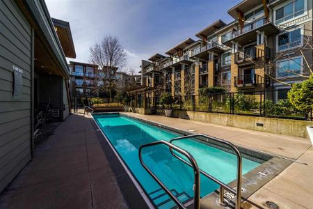 3 Bedroom Luxury Condo With Fireplace, Spa Amenities & Two Balconies - Photo 4