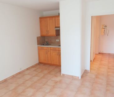 Location Appartement 1 pièce 23m² - Photo 2