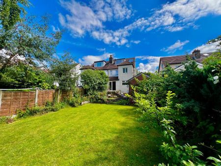 4 bedroom semi-detached house to rent - Photo 3