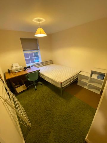 18 Wren Close - Kingfisher Estate & ParkingLoughborough - Photo 2