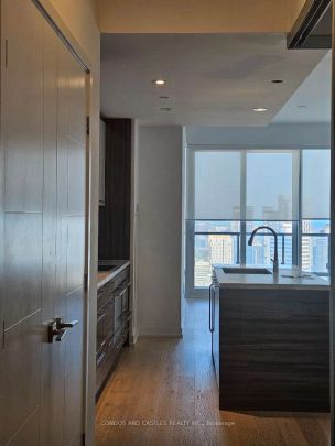 488 University Avenue #3505 - Photo 1