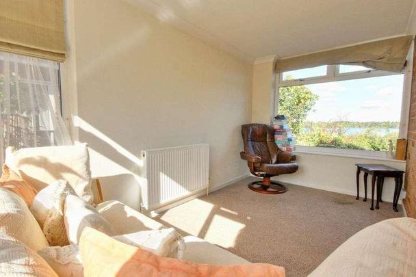 Mere View Avenue, Hornsea, HU18 - Photo 1