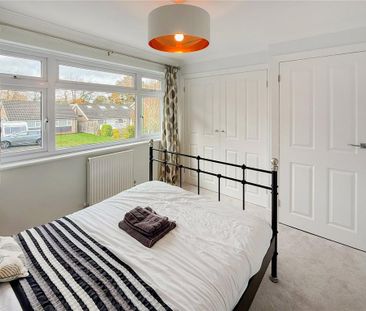 3 bedroom detached house to rent - Photo 4