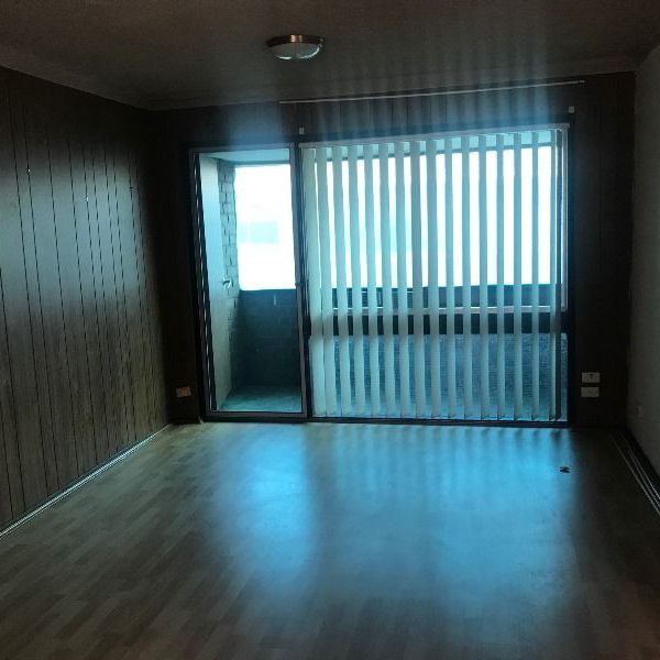 Walking Distance To Liverpool Station & Hospital! - Photo 1