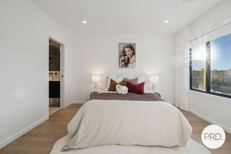 121 Sculthorpe Avenue, Whitlam ACT 2611 - House For Rent | Domain - Photo 4