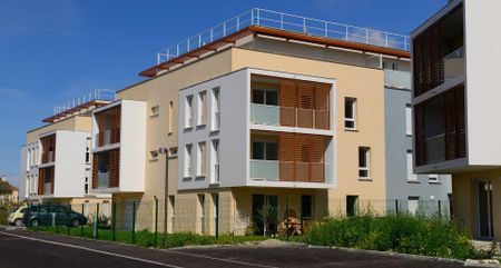 location Appartement T3 DE 62.64m² À SARTROUVILLE - Photo 2