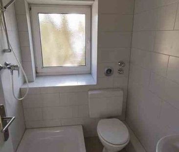 Für Singles! Kleine 2,5 Zimmer DG-Wohnung. - Foto 1