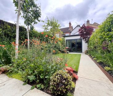 Winchester Street, Farnborough, Hampshire, GU14 - Photo 3