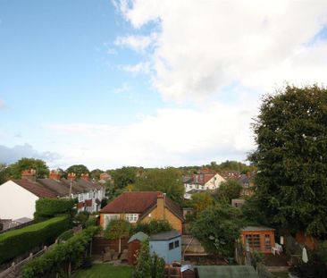 2 bedroom maisonette to rent - Photo 6