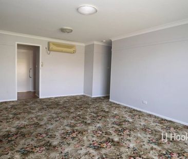 Quality Unit in Convenient Setting - Photo 4