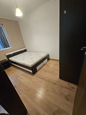 Aparatorii patriei oltenitei etaj 1 - Fotografie 2