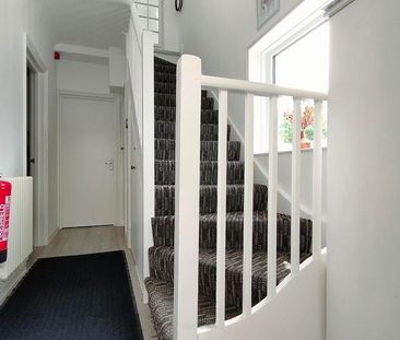 House of multiple occupation to rent - Photo 1