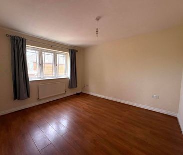 Kirkwood Close, Aspull, Greater Manchester, UK - Photo 2
