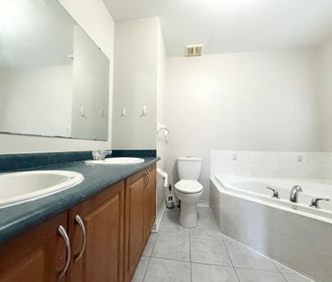 For Lease - 92 Guinevere Road, Markham, Ontario - Photo 5