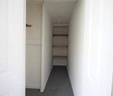 3 bedroom end of terrace house to rent - Photo 6