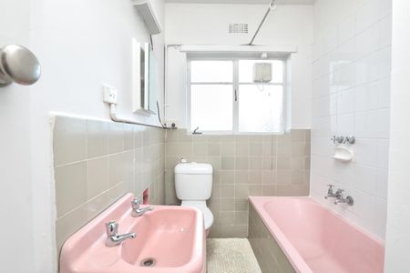 20/530 Toorak Rd Toorak VIC 3142 - Photo 3