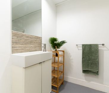 Furnished Studio in Ideal East Perth Location - Photo 6