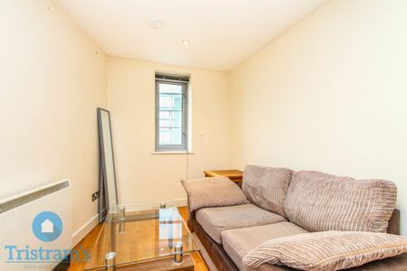 2 bed Apartment for Rent - Photo 4