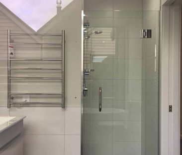 Family home in Jacks Point - Photo 4