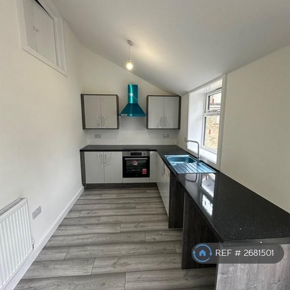 2 bedroom bungalow to rent - Photo 2