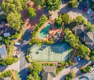 $700 per week - Photo 1