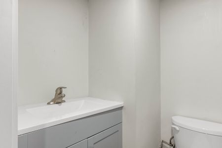 For Lease - 58 East Avenue Unit# Lower, Hamilton, Ontario - Photo 4
