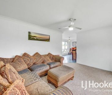 Spacious Family Living with Generous Yard - Photo 2