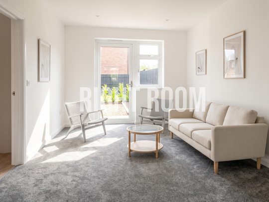 4 bedroom detached house to rent - Photo 1