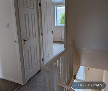 2 bedroom terraced house to rent - Photo 3