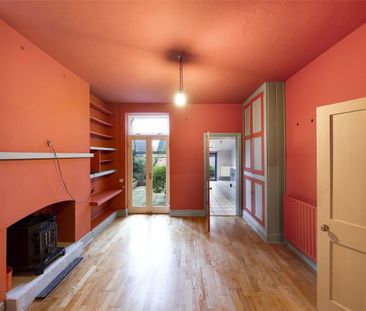 Grove Avenue, Beeston, Nottingham, NG9 - Photo 1