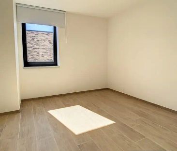 Recent en energiezuinige halfopen woning op toplocatie in Zonhoven - Photo 2