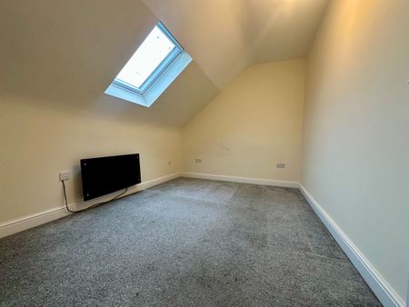 4 Bed Flat, London Road, SW16 - Photo 4